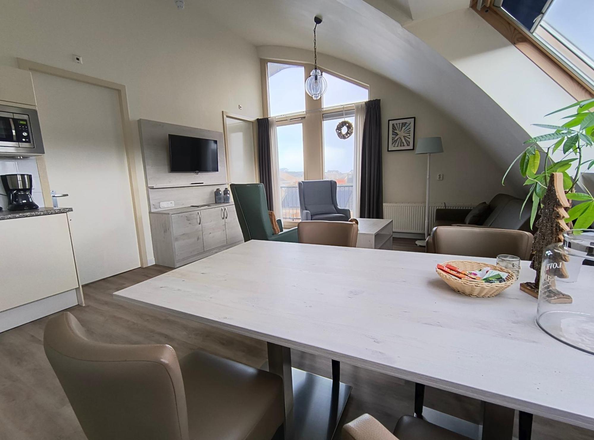 Hotel Rasch Bergen aan Zee Εξωτερικό φωτογραφία