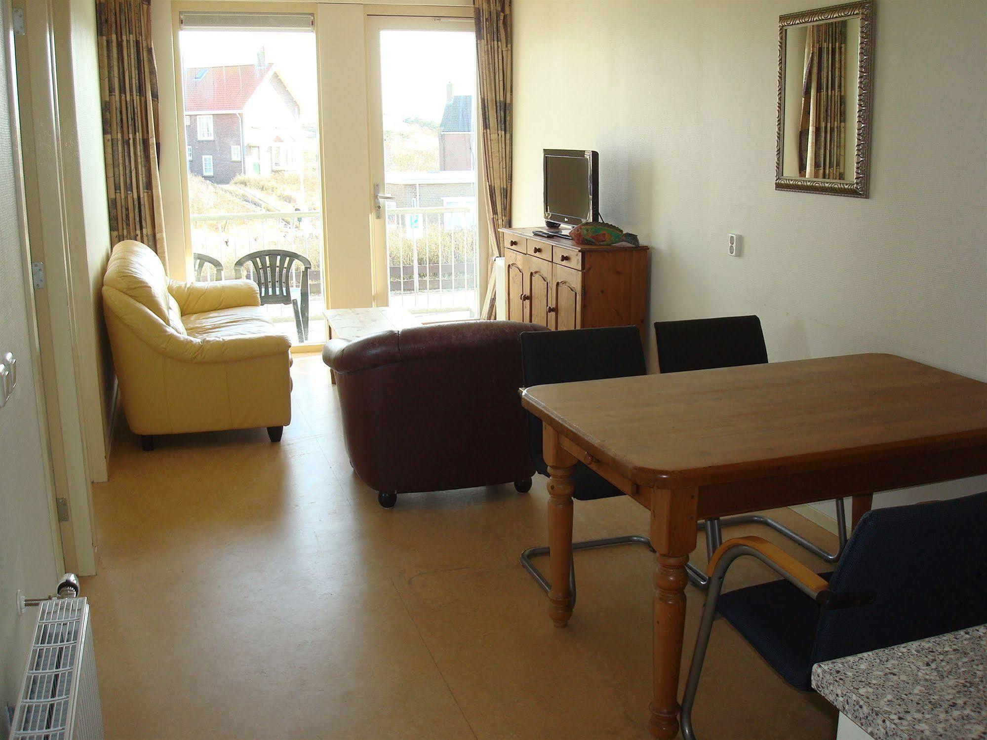 Hotel Rasch Bergen aan Zee Εξωτερικό φωτογραφία