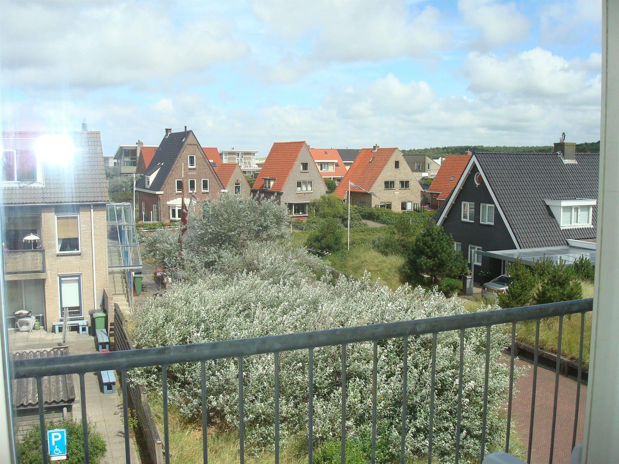 Hotel Rasch Bergen aan Zee Εξωτερικό φωτογραφία